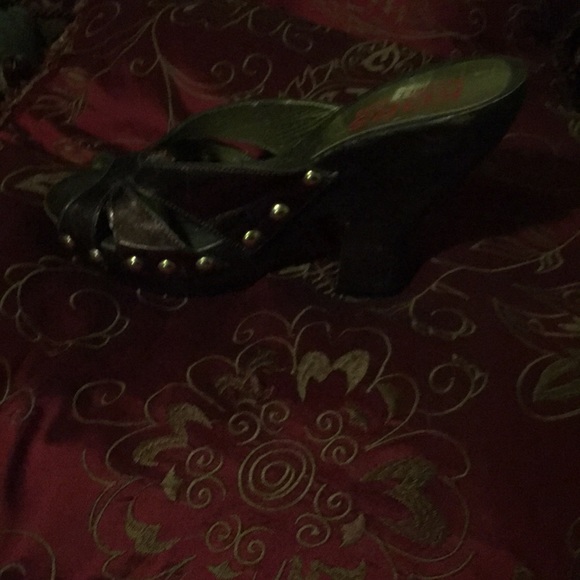 Michael Kors wedge heel sandal - Picture 2 of 2